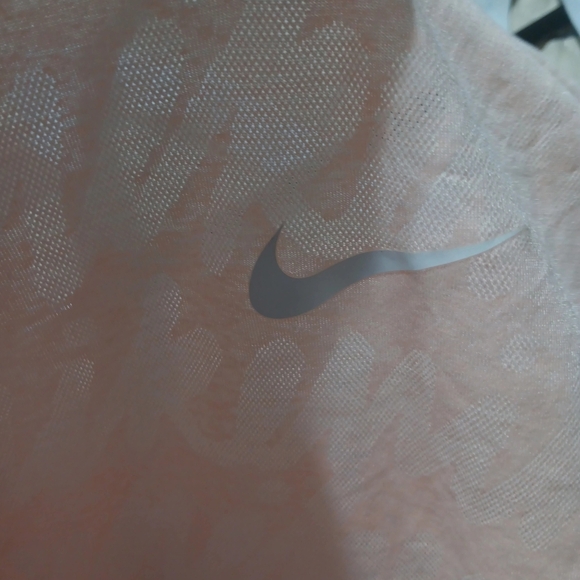 2 Nike Dri-FIT Casual Sports T-Shirts - Picture 13 of 14